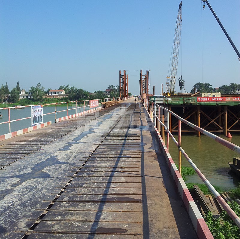 好色先生TV下载安卓均应设置防护栏杆